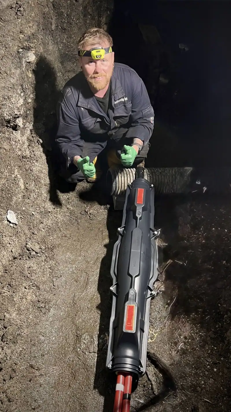 Medium-Voltage Cable Joint for National Grid Medium-voltage cable splice used in the National Grid electricity network to support reliable power distribution.